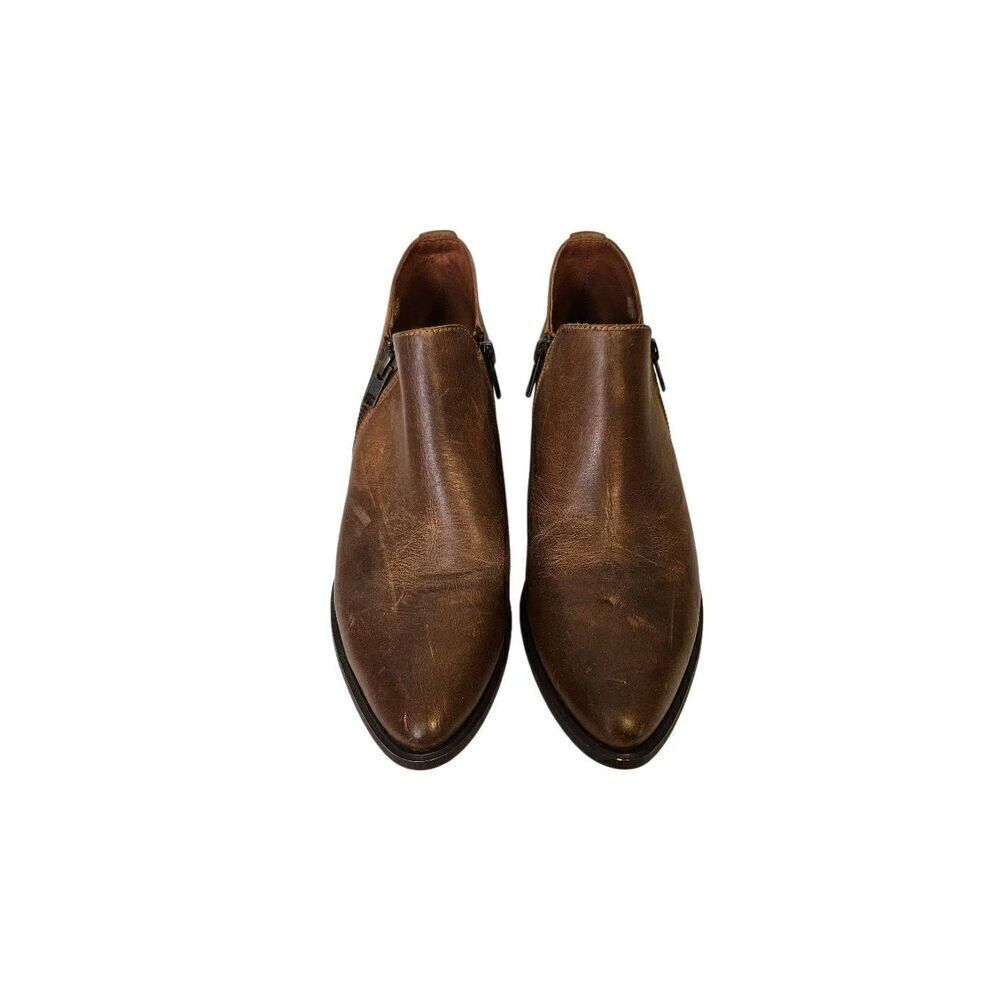 Steve Madden brown leather pointed toe booties. Size 9.5. New.